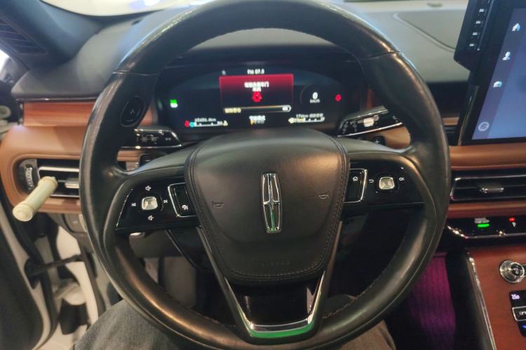 Used Lincoln Aviator 2020 3.0T V6 All-Wheel Drive Executive Version
