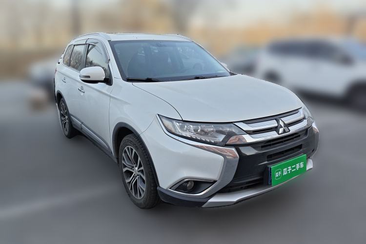 Used Mitsubishi Outlander 2018 2.4L 4x4 Elite Edition 5 Seats
