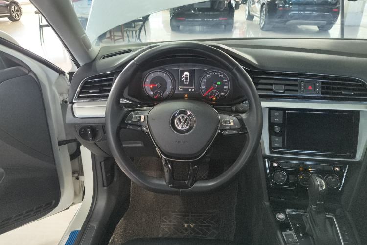 Used Volkswagen Lamando 2019 280TSI DSG Comfort Edition China VI standard
