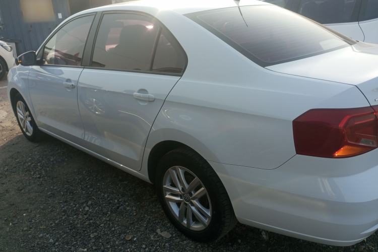 Used Volkswagen Jetta 2019 Dream Edition 1.5L Manual Fashion Version
