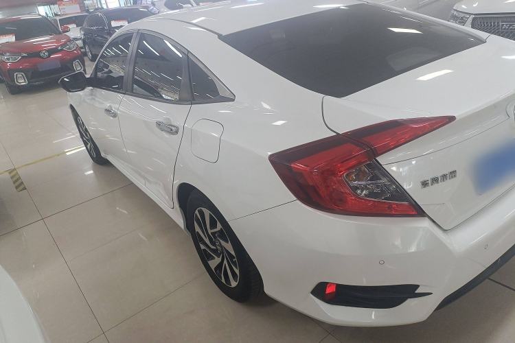 Used Honda Civic 2016 220TURBO CVT Luxury Edition
