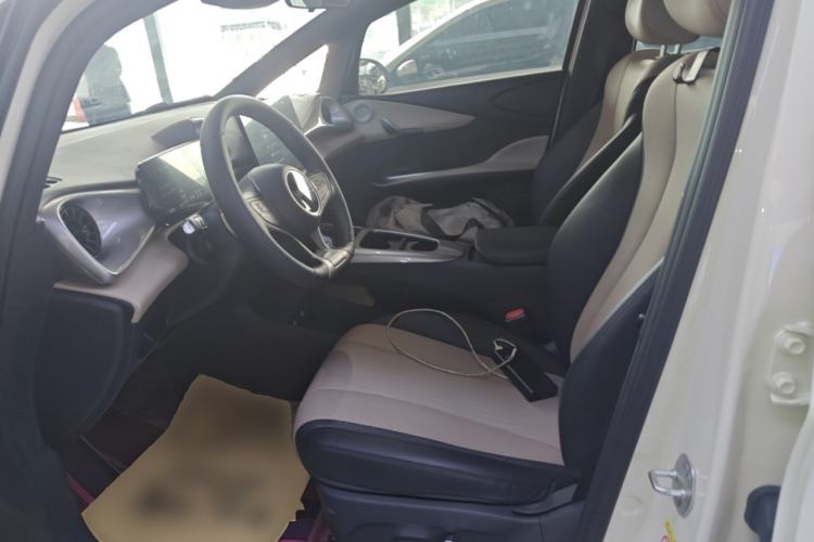 Used BYD Dolphin 2025 Smart Drive Version 420 km Freedom Edition
