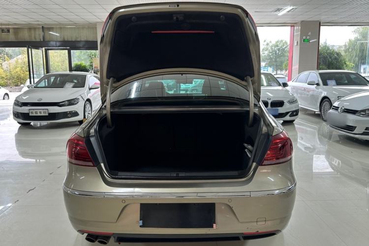 Used Volkswagen FAW-Volkswagen CC 2015 1.8TSI Luxury Model
