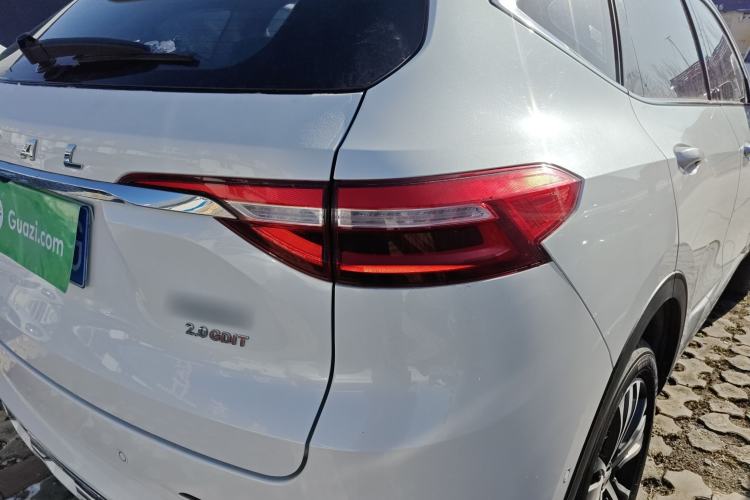 Used Haval F7 2021 2.0T All-Wheel Drive iJoy
