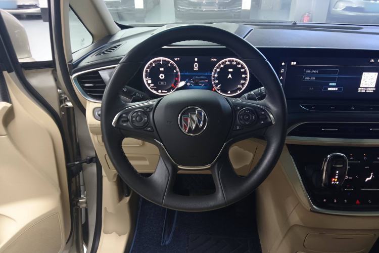 Used Buick GL8 2022 ES Landtrek 653T Luxury Edition