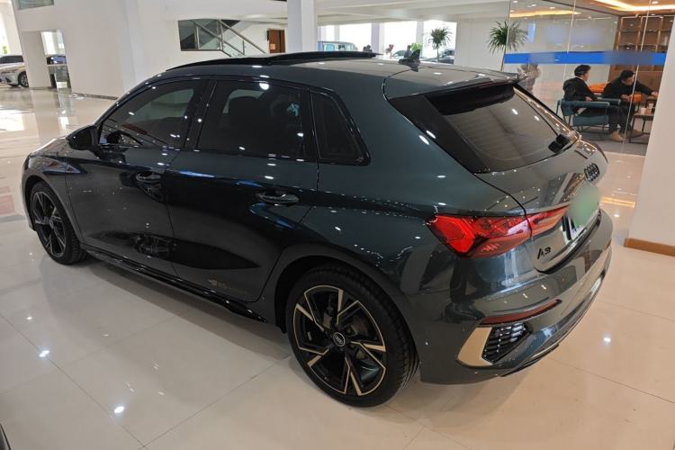 Used Audi A3 2024 Sportback 35 TFSI Fashionable Sports Model
