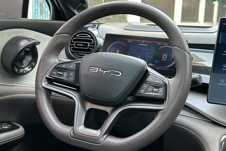 Used BYD Frigate 07 2023 DM-i 100KM Flagship Model
