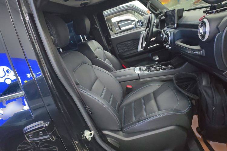 Used BAIC Off-Road BJ40 2023 2.0T Automatic Four-Wheel Drive Urban Hunter Edition Chivalrous Type
