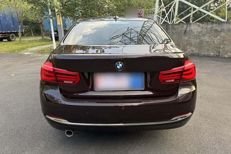 Used BMW 3 Series 2016 320Li Ambition Model

