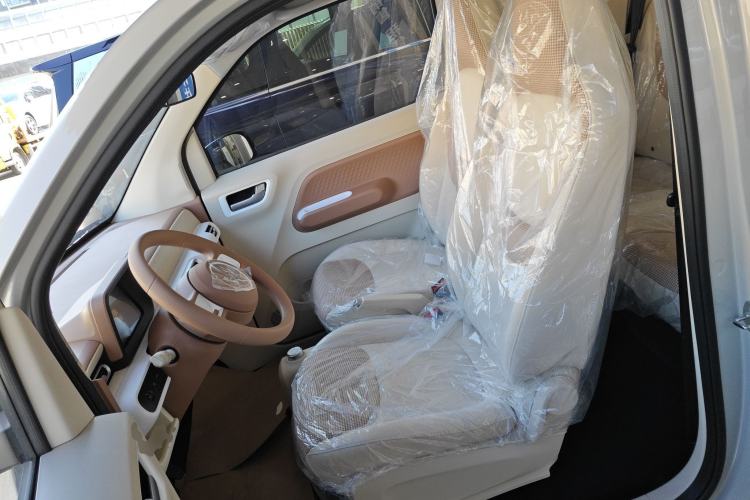 Used Wuling Hongguang MINIEV 2024 3rd Generation 215km Youth Edition