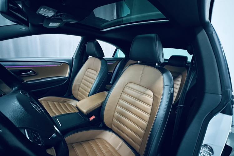 Used Volkswagen FAW-Volkswagen CC 2015 2.0 TSI Luxury Model
