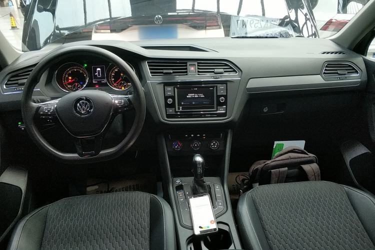 Used Volkswagen Tiguan L 2019 330TSI Automatic Two-Wheel Drive Luxury Edition China VI Standard
