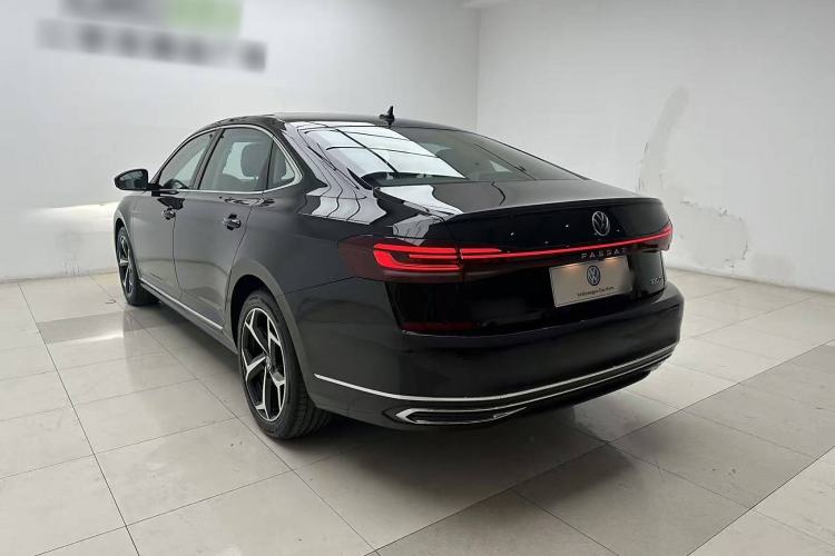 Used Volkswagen Passat 2024 330TSI Starry Elite Edition
