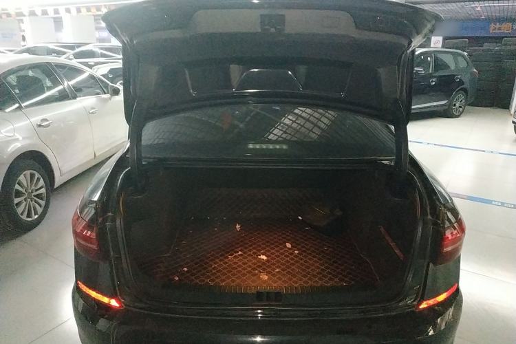 Used Volkswagen Passat 2019 380TSI Luxury Edition China VI Standard
