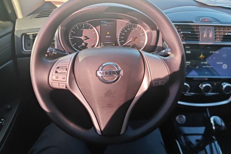 Used Nissan Tiida 2019 1.6L CVT Smart Drive Version China VI Standard