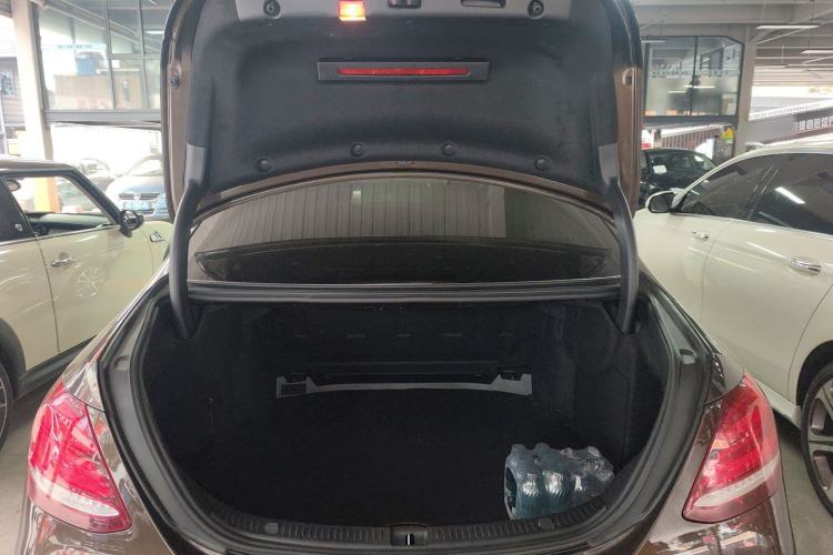 Used Mercedes-Benz E-Class 2018 Facelifted E 300 L Stylish Version
