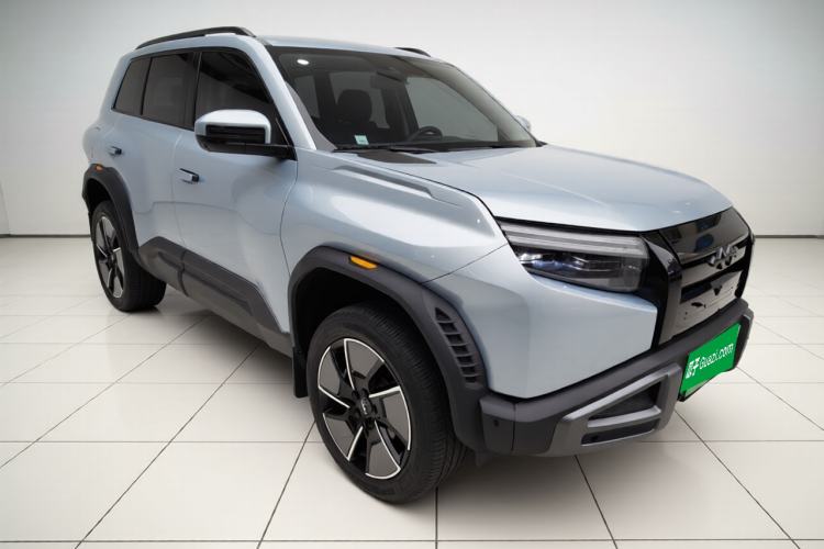 Used  Titanium 3 2025 501 km All-Wheel Drive Intelligent Driving Max Edition
