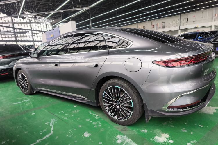 Used BYD Han 2022 DM-i 121KM Prestige Model