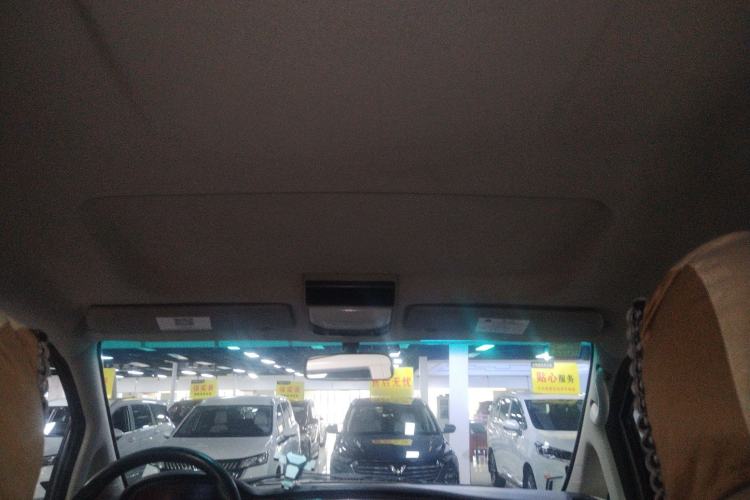 Used FORTHING Lingzhi 2018 M5L 1.6L 7-Seater Luxury Model