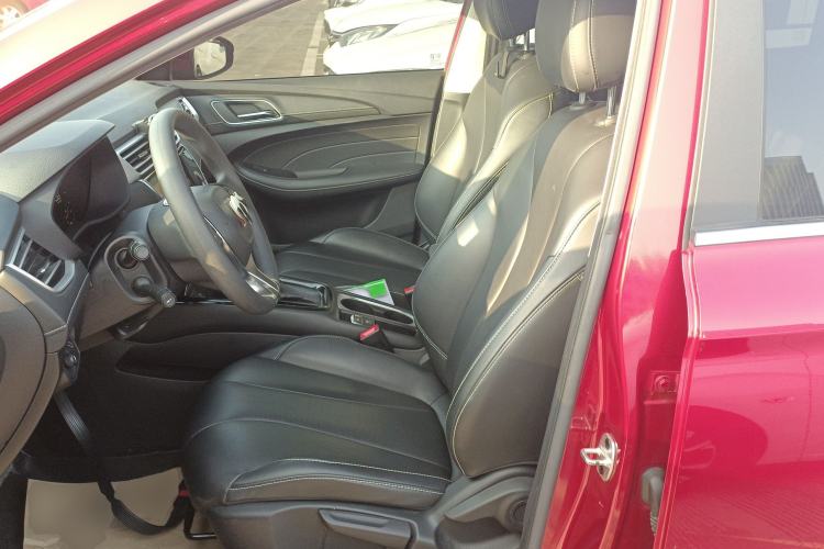 Used Roewe i5 2020 1.5L Automatic 4G Connect Luxury Flagship Edition
