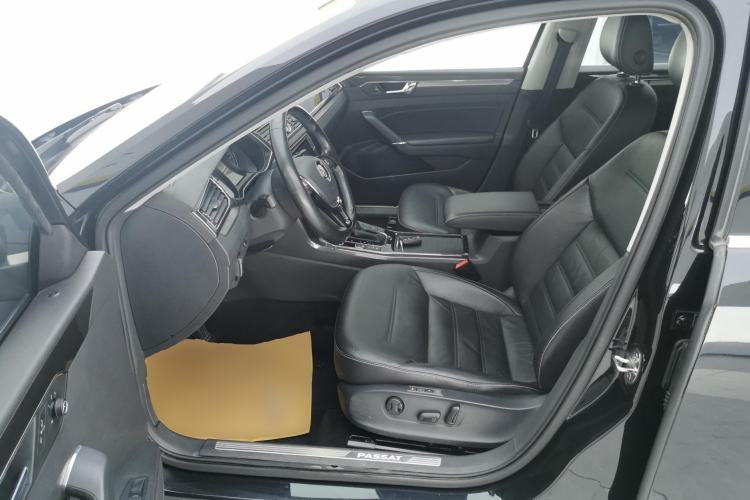 Used Volkswagen Passat 2016 330TSI DSG Prestige Edition
