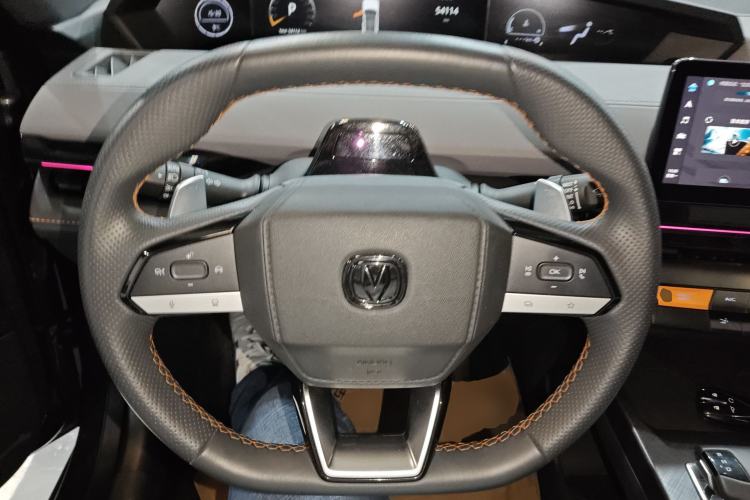 Used Changan UNI-V 2022 1.5T Prestige Version
