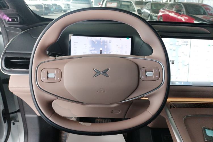 Used XPeng G9 2025 625 Long-Range Max
