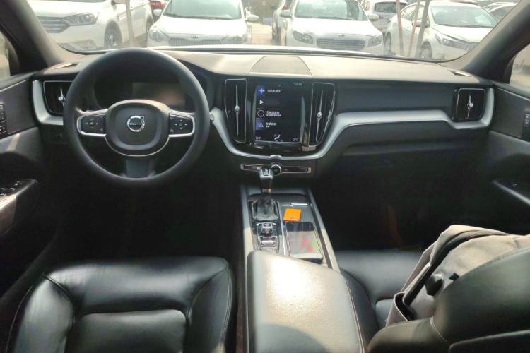 Used Volvo XC60 2021 T5 4x4 Zhiyi Sport Edition