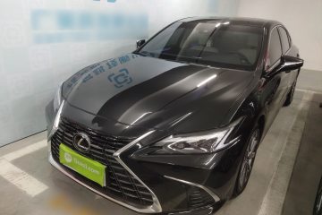 Used Lexus ES 2025 300h Deluxe Edition