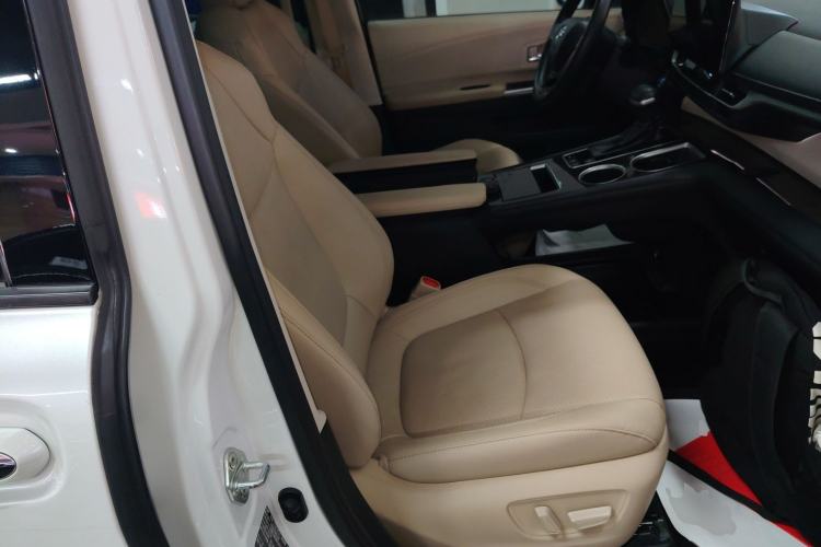 Used Toyota Granvia 2023 2.5L Hybrid Prestige VIP Edition