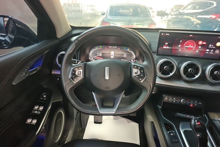 Used Wey VV5 2021 1.5T Two-Wheel Drive Smart Pioneer
