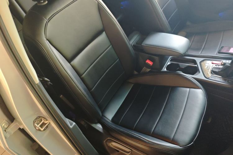 Used Volkswagen Tiguan L 2020 330TSI Automatic Two-Wheel Drive Luxury Edition China VI Standard