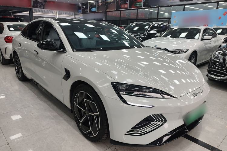 Used BYD Seal 2022 700 km Long-Range Rear-Wheel-Drive Version
