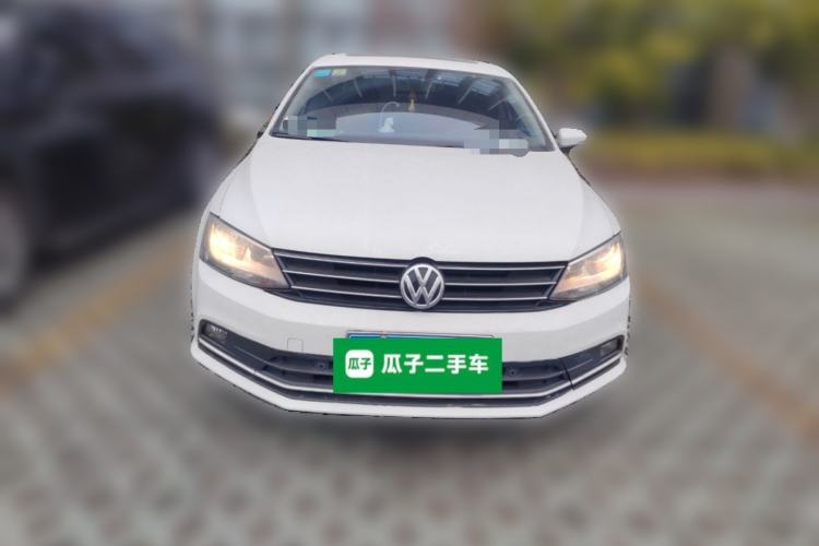 Used Volkswagen Sagitar 2015 230TSI Automatic Luxury Model