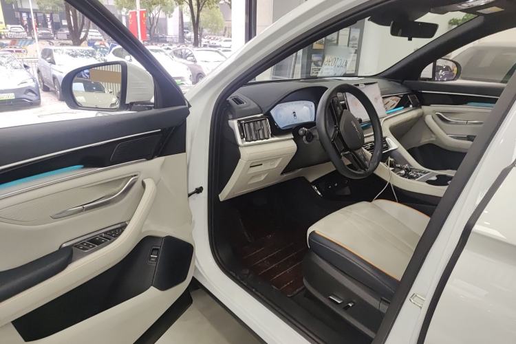 Used BYD Song PLUS New Energy 2023 Champion Edition DM-i 110KM Flagship Model
