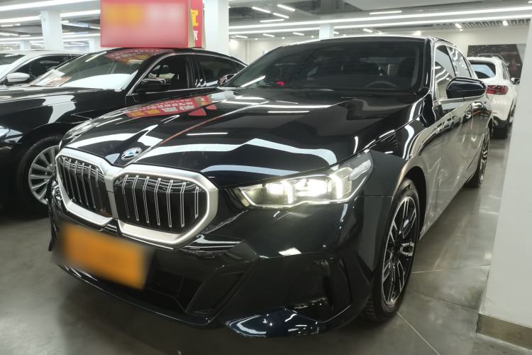 Used BMW 5 Series 2024 530Li Leading Model M Sport Package