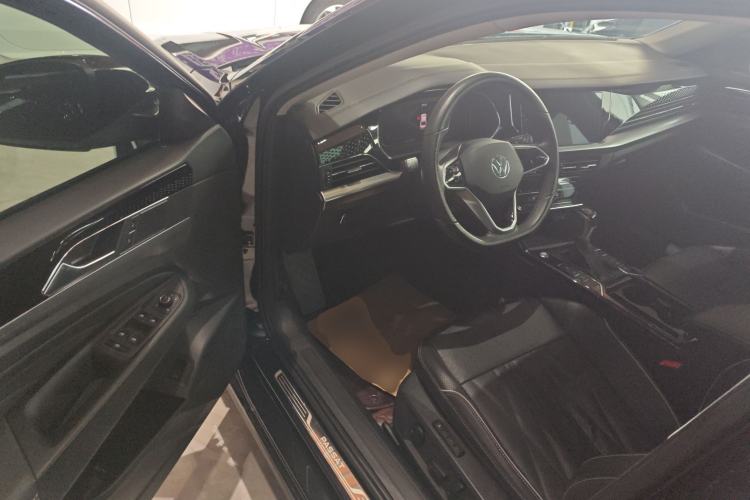 Used Volkswagen Passat 2022 330TSI Starry Luxury Edition
