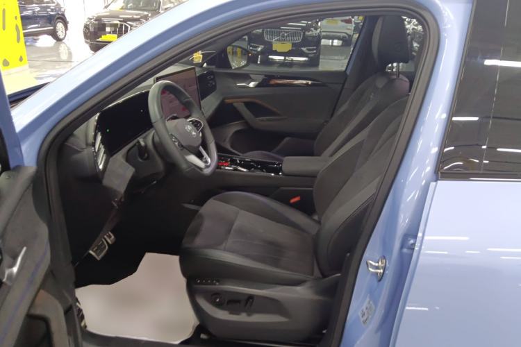 Used Volkswagen Tiguan L 2024 PRO 380TSI Four-Wheel Drive R-Line Prestige Edition
