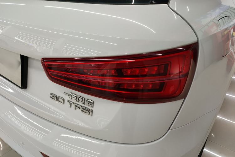 Used Audi Q3 2017 30 TFSI Fashion Model
