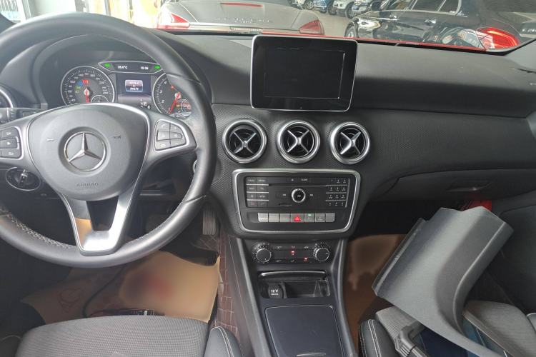 Used Mercedes-Benz A-Class 2016 A 200 Dynamic Edition
