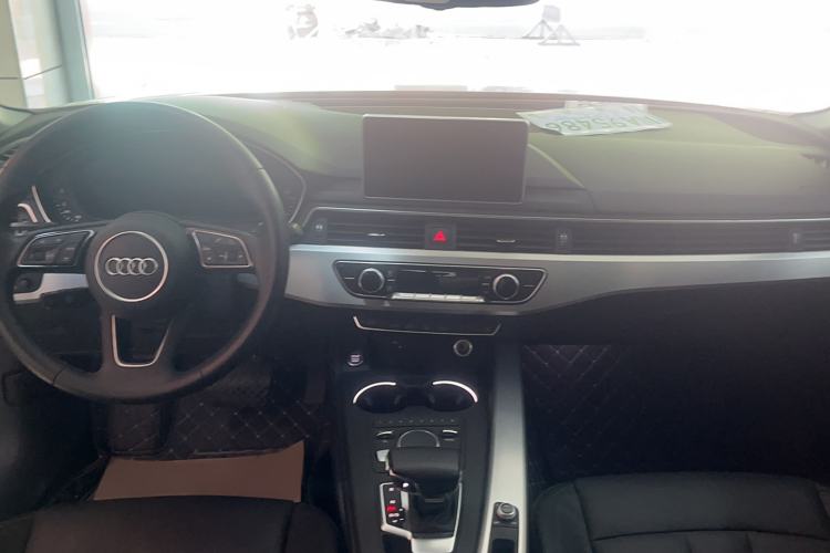 Used Audi A4L 2019 40 TFSI Fashion Version China V
