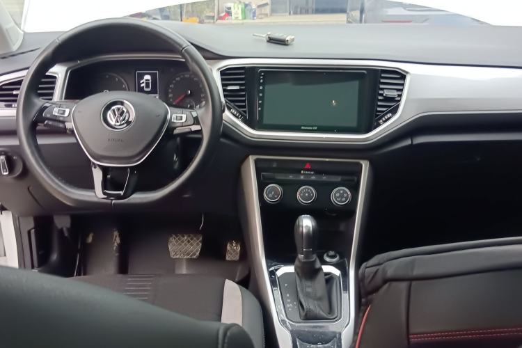 Used Volkswagen T-ROC 2020 230TSI DSG Two-Wheel Drive Advanced Version
