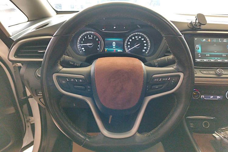 Used Buick GL6 2018 18T 5-seat Luxury Model