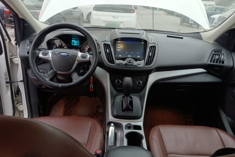 Used Ford Kuga 2013 1.6L GTDi Two-Wheel-Drive Comfort Model
