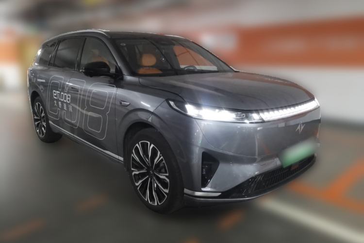 Used Dongfeng eπ eπ008 
