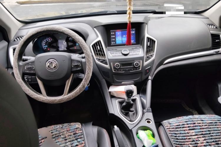 Used Dongfeng Aeolus AX7 2016 2.0L Manual Zhuyue Model
