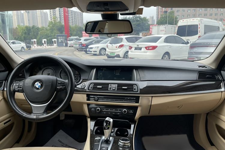 Used BMW 5 Series 2014 525Li Luxury Design Package