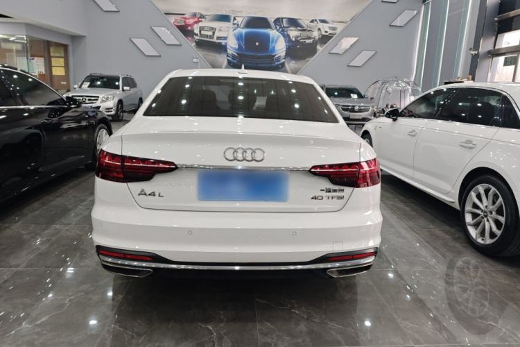 Used Audi A4L 2020 40 TFSI Fashionable and Elegant Model
