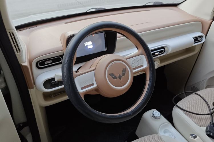 Used Wuling Hongguang MINIEV 2024 3rd Generation 215km Youth Edition