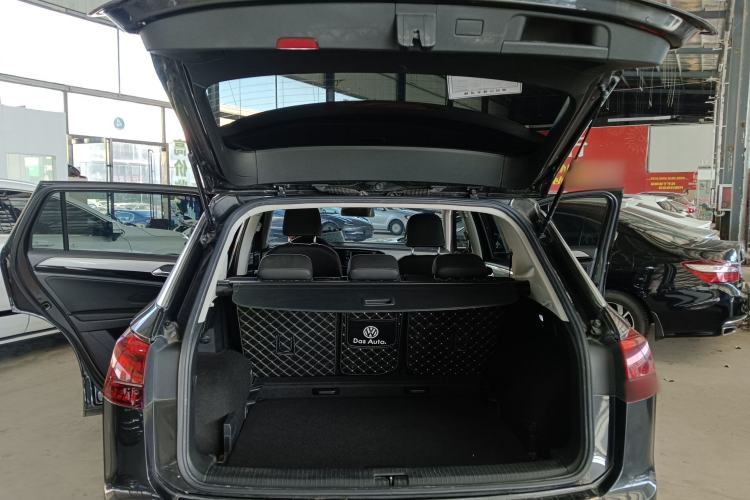 Used Volkswagen Tayron 2019 330TSI Two-Wheel Drive Luxury Model China VI Standard
